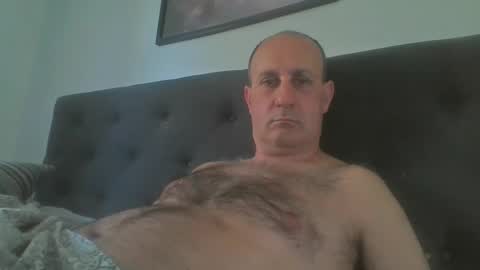Snapshot of mikael_r52 chatting on 05.18.26 mikael_r52 online show from 05.18.26