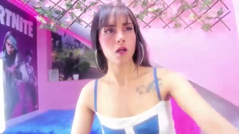 Snapshot of mikaela303av chatting on 10.30.25 mikaela303av online show from 10.30.25