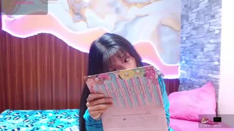 Snapshot of mikaela303av chatting on 11.04.25 mikaela303av online show from 11.04.25