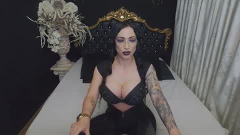 Mikaela online show from 01.17.26