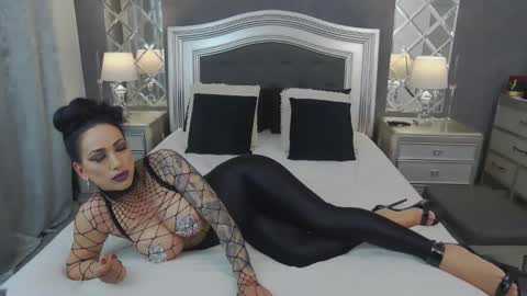 Mikaela online show from 04.18.26