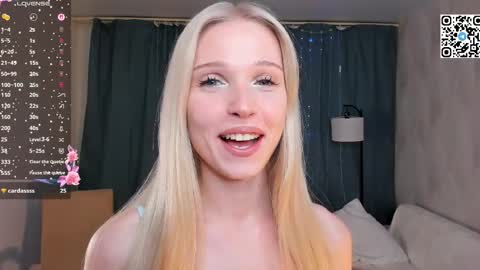 Angel girl online show from 04.10.26