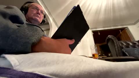 Snapshot of mike26051 chatting on 12.02.24 mike26051 online show from 12.02.24