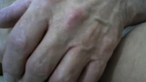 Snapshot of mike26051 chatting on 01.01.25 mike26051 online show from 01.01.25