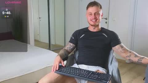 Mike Magic online show from 10.11.25