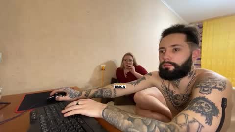 Snapshot of mike_and_anna_ chatting on 12.21.25 Mike and anna online show from 12.21.25