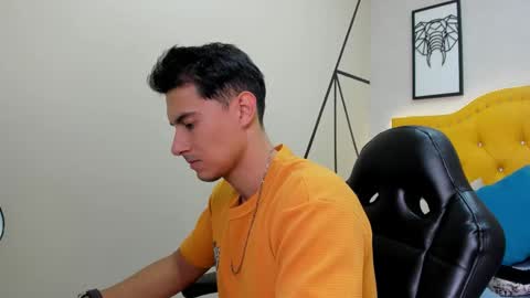 Snapshot of mike_conors chatting on 02.19.26 Mike online show from 02.19.26