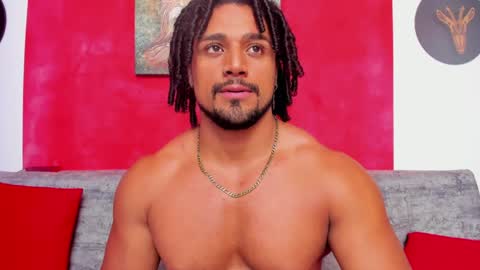 Snapshot of mike_estevess chatting on 12.13.24   online show from 12.13.24