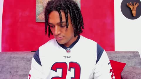 Snapshot of mike_estevess chatting on 12.15.24   online show from 12.15.24