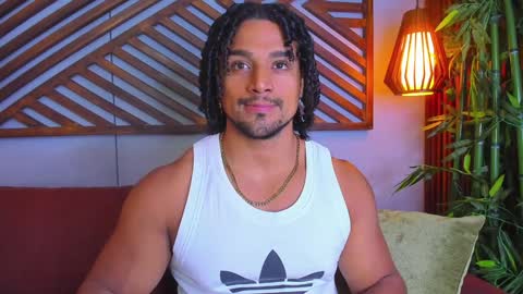 Snapshot of mike_estevess chatting on 01.25.25   online show from 01.25.25