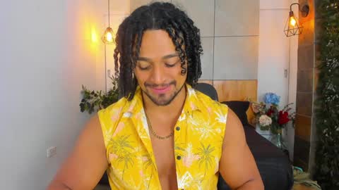 Snapshot of mike_estevess chatting on 01.31.25   online show from 01.31.25