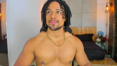 Snapshot of mike_estevess chatting on 01.31.25   online show from 01.31.25