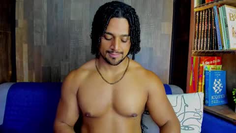 Snapshot of mike_estevess chatting on 02.22.25   online show from 02.22.25