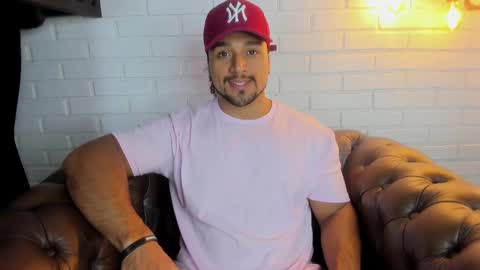 Snapshot of mike_estevess chatting on 02.27.25   online show from 02.27.25