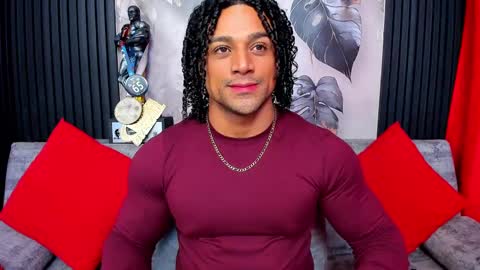 Snapshot of mike_estevess chatting on 09.21.25   online show from 09.21.25