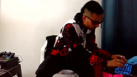 mike_leonrey22 online show from 11.08.25