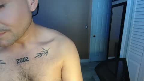 Snapshot of mikeih chatting on 06.19.26 mikeih online show from 06.19.26