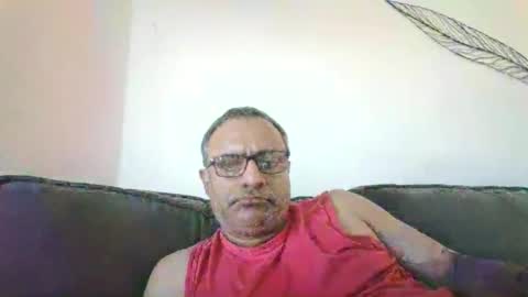Snapshot of mikej143 chatting on 10.18.25 mikej143 online show from 10.18.25