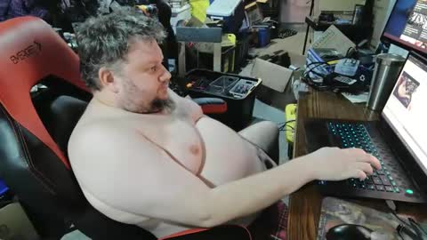 Snapshot of mikejws chatting on 02.03.25 mikejws online show from 02.03.25