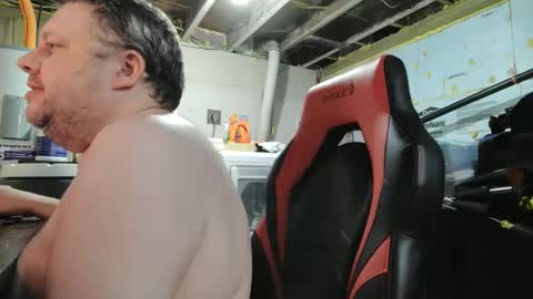 Snapshot of mikejws chatting on 09.11.25 mikejws online show from 09.11.25