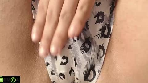 Mikell Williams online show from 01.09.25