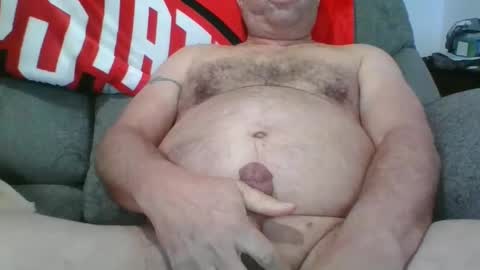 Snapshot of mikes6inch chatting on 02.15.25 mikes6inch online show from 02.15.25
