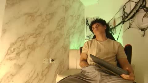 mikey_banji online show from 11.03.25