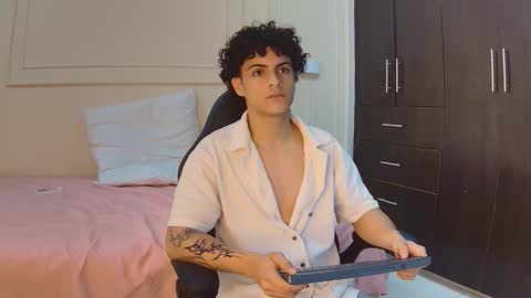 mikey_banji online show from 12.18.25