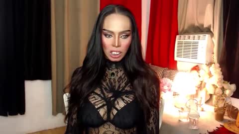 Mistress MikeyAlawi online show from 11.18.25