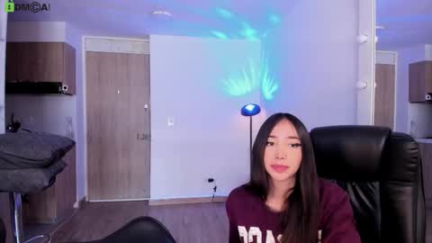 VIOLETAMIKE online show from 03.02.26