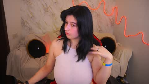 Snapshot of mikiikiwi chatting on 12.13.24 Miki online show from 12.13.24