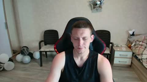 Snapshot of mikimaus0101 chatting on 06.22.26 Michael online show from 06.22.26