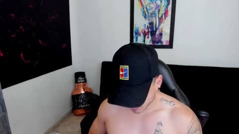 Snapshot of mikke_love chatting on 09.27.25 MIKKE online show from 09.27.25