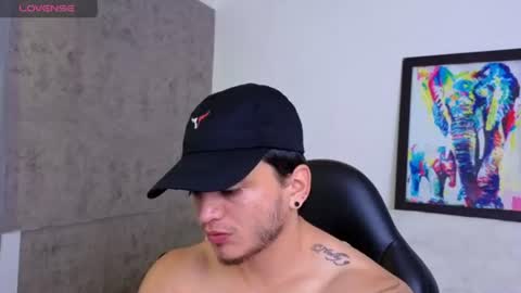 Snapshot of mikke_love chatting on 06.17.26 MIKKE online show from 06.17.26