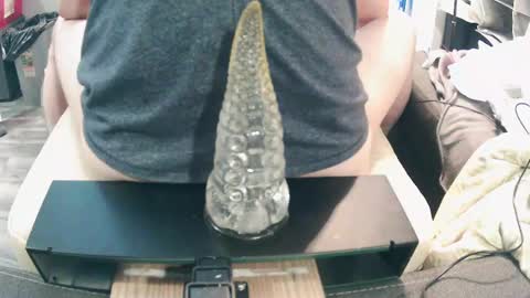 Bescior online show from 01.04.25