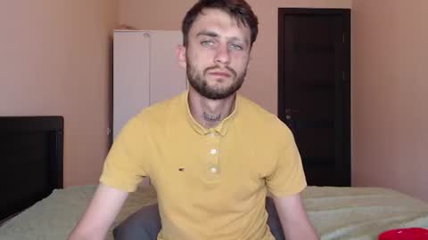 Snapshot of mikw63 chatting on 06.27.26 Sin online show from 06.27.26