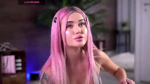 Snapshot of miky_lust chatting on 07.22.26 Miky online show from 07.22.26