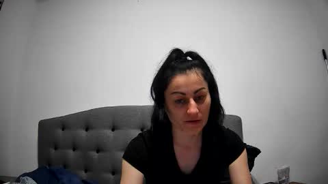 Mikyloveu online show from 03.16.26