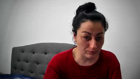 Mikyloveu online show from 03.31.26