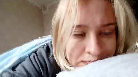 Mila 420 online show from 11.18.25