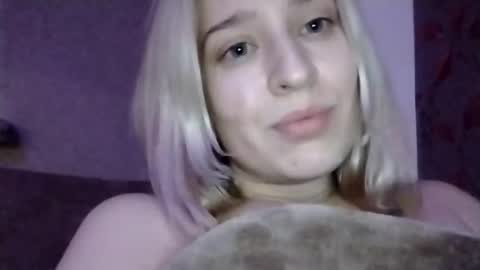 Mila 420 online show from 11.28.25