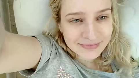 Snapshot of mila_420 chatting on 03.26.26 Mila 420 online show from 03.26.26