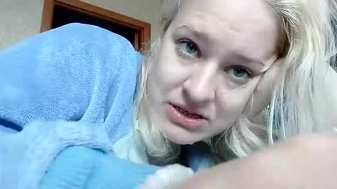 Mila 420 online show from 04.18.26
