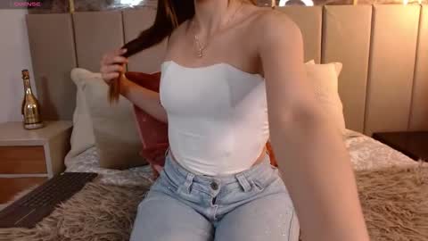 Mila Astor online show from 01.17.26