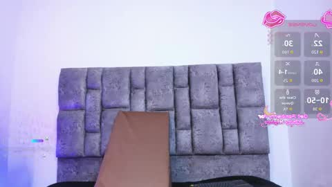 mila  online show from 11.08.25