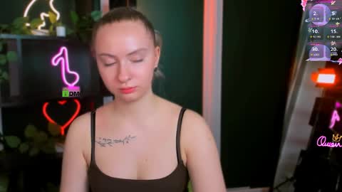 mila_glow online show from 04.05.26