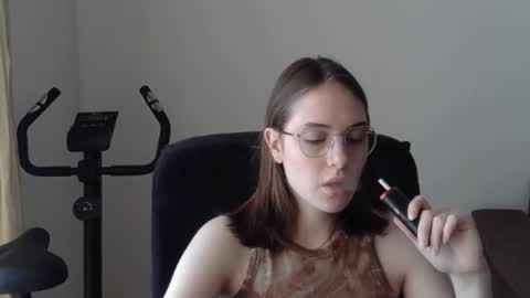 Snapshot of mila_keyy chatting on 06.06.26 mila_keyy online show from 06.06.26