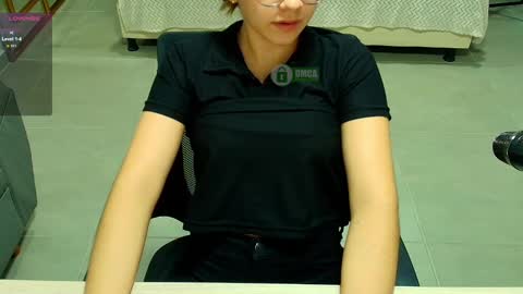 Snapshot of mila_kiitty chatting on 02.23.25 Milena  online show from 02.23.25