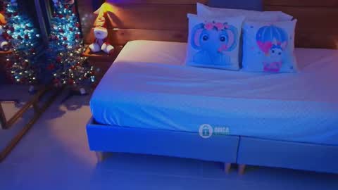 Milena  online show from 11.24.25