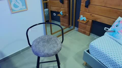 Snapshot of mila_kiitty chatting on 05.30.26 Milena online show from 05.30.26